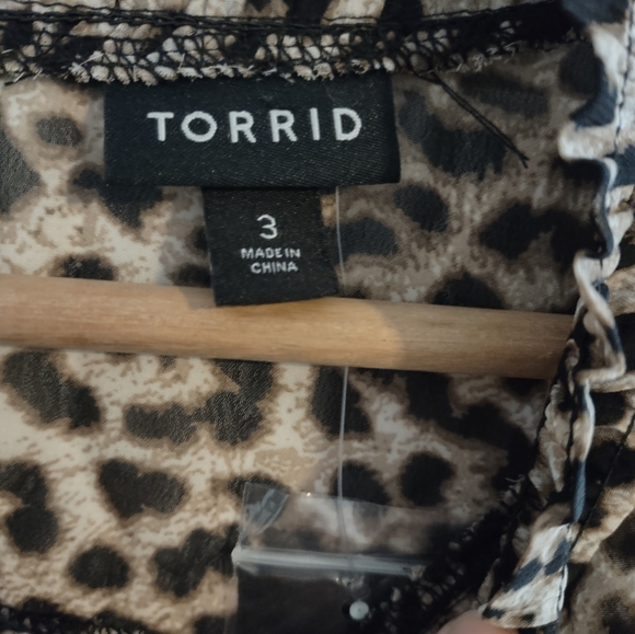 Torrid Leopard Print Chiffon Smocked Mock Neck Blouse - Picture 3 of 15